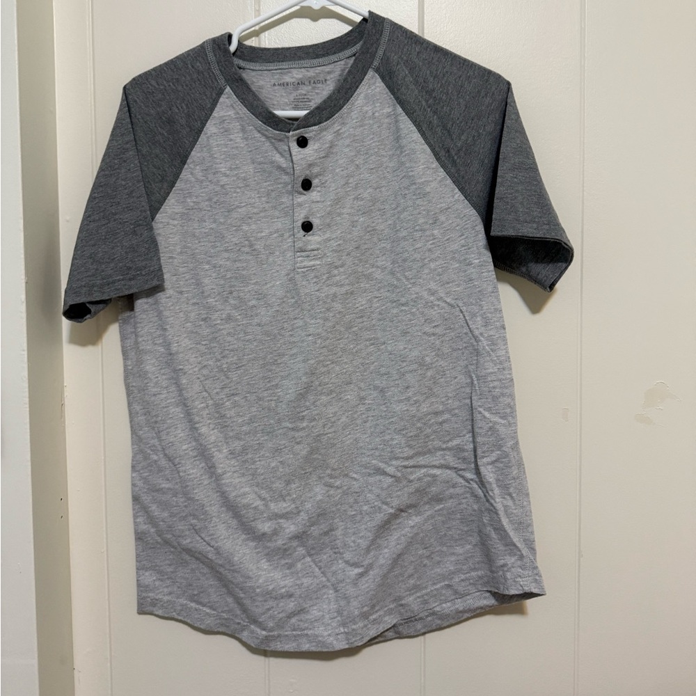 American Eagle Shirt